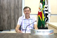 Vereador Ricardo solicita reforma das praças “Octávio Berça” e “Higino Hernandez”